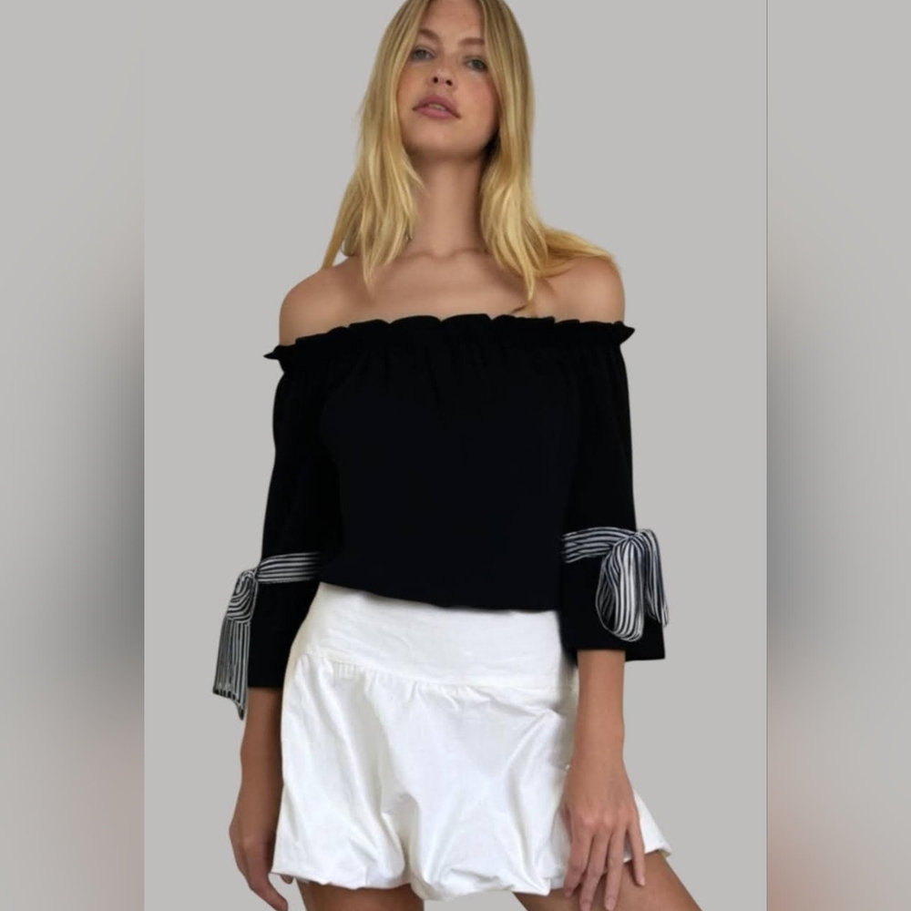 Sweet Pea By Stacy Frati Black Off Shoulder Top